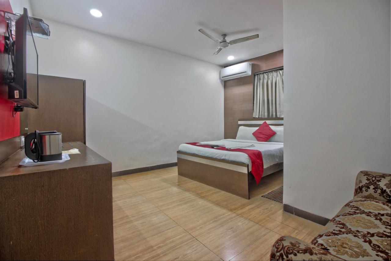 Hotel Sunshine Airport Мумбаи Экстерьер фото