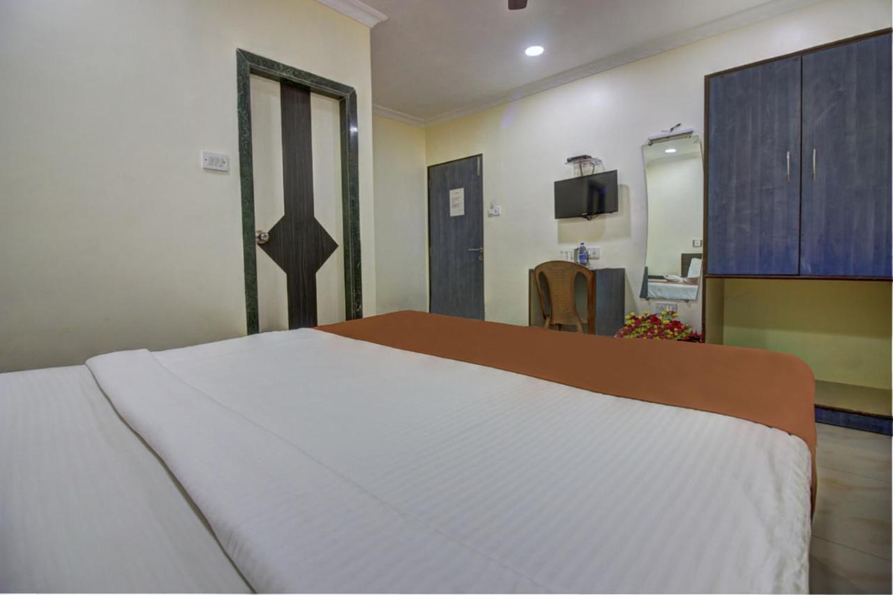 Hotel Sunshine Airport Мумбаи Экстерьер фото