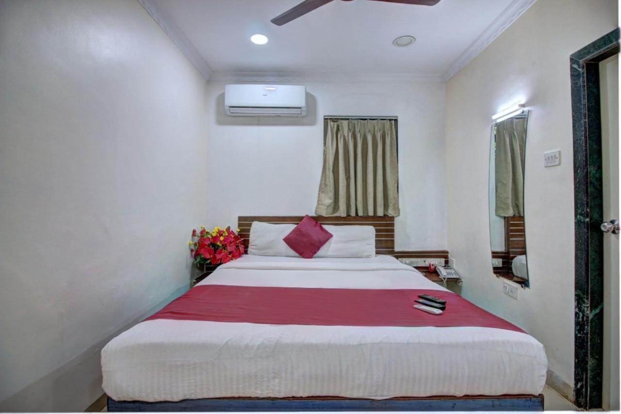 Hotel Sunshine Airport Мумбаи Экстерьер фото